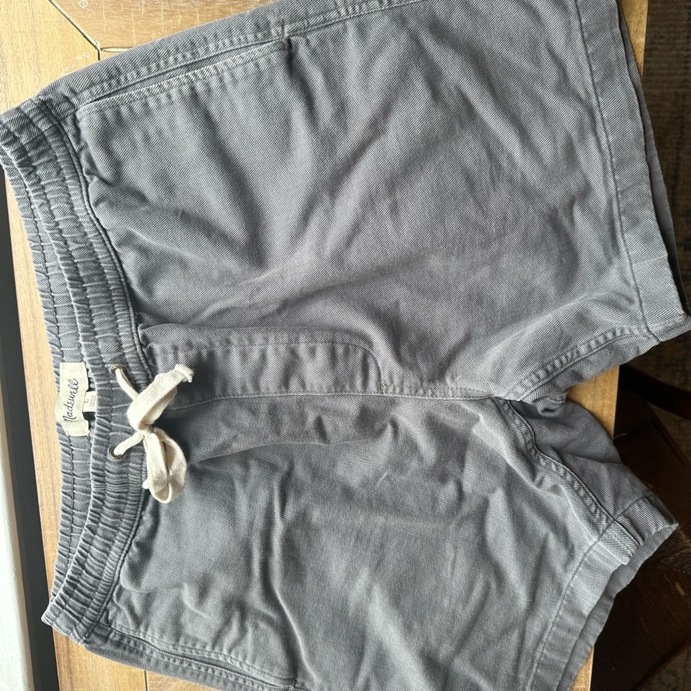 Abercrombie & Fitch Gray Casual Shorts